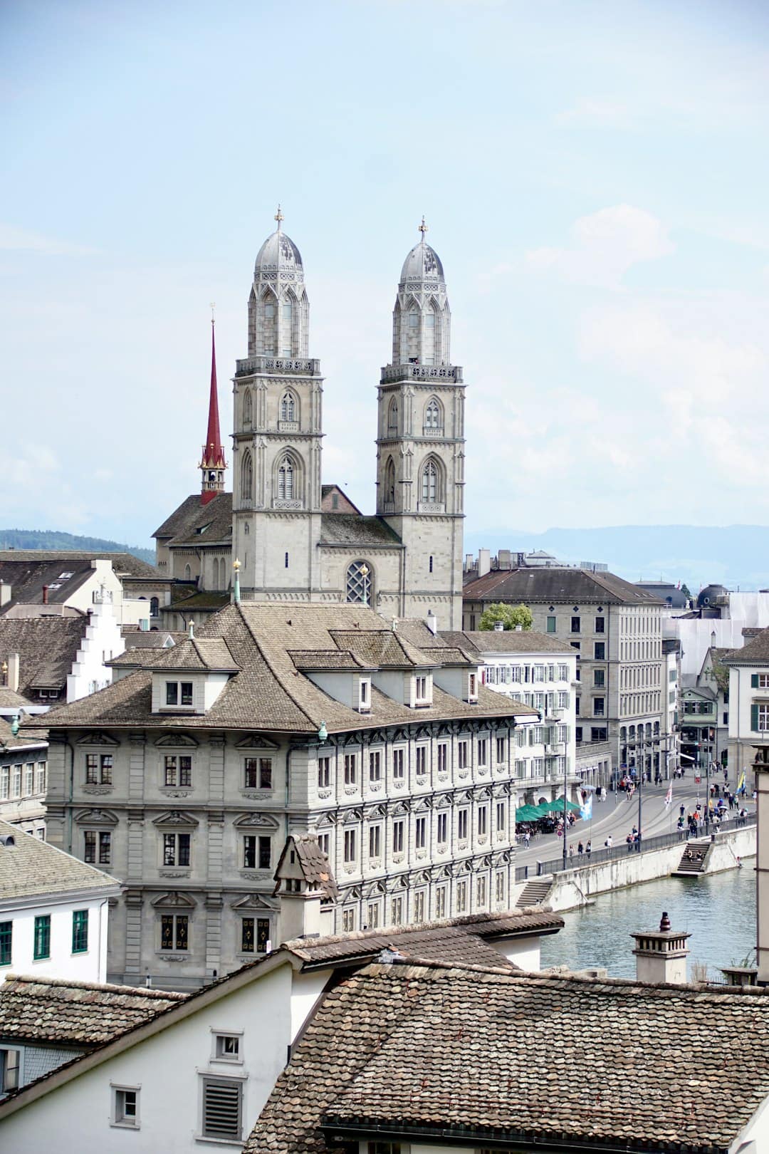 Zurich et investissement suisse dans une société française