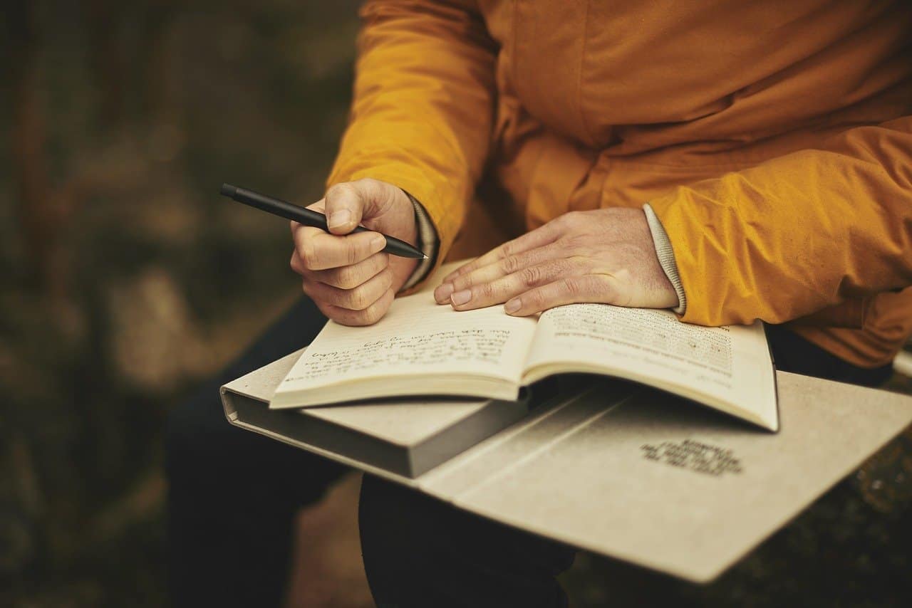 Lorsque le testateur veut rédiger son testament, il a le choix entre trois formes de testament.