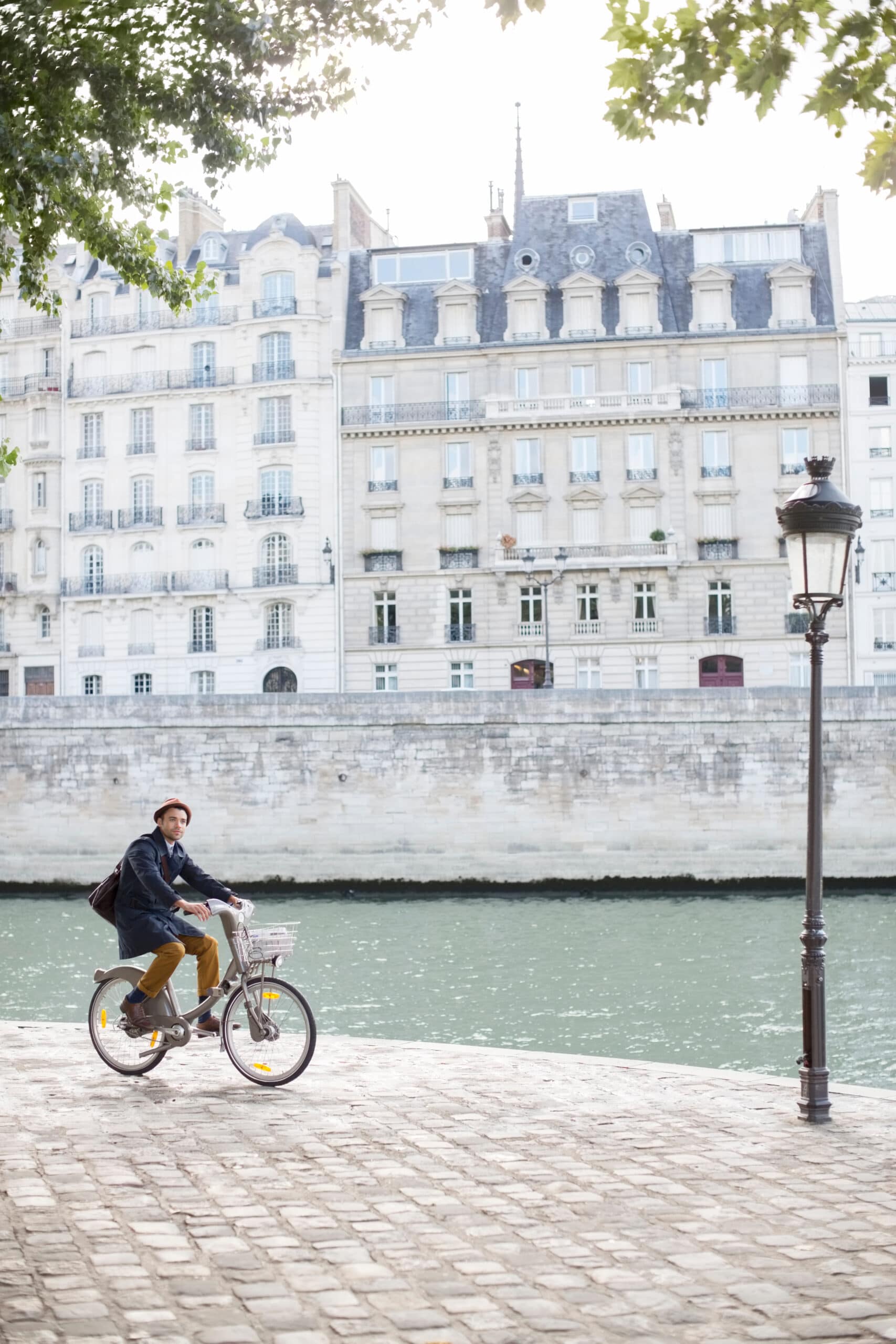 Carte de séjour Talent Création société en France dépôt capital 30.000 € France