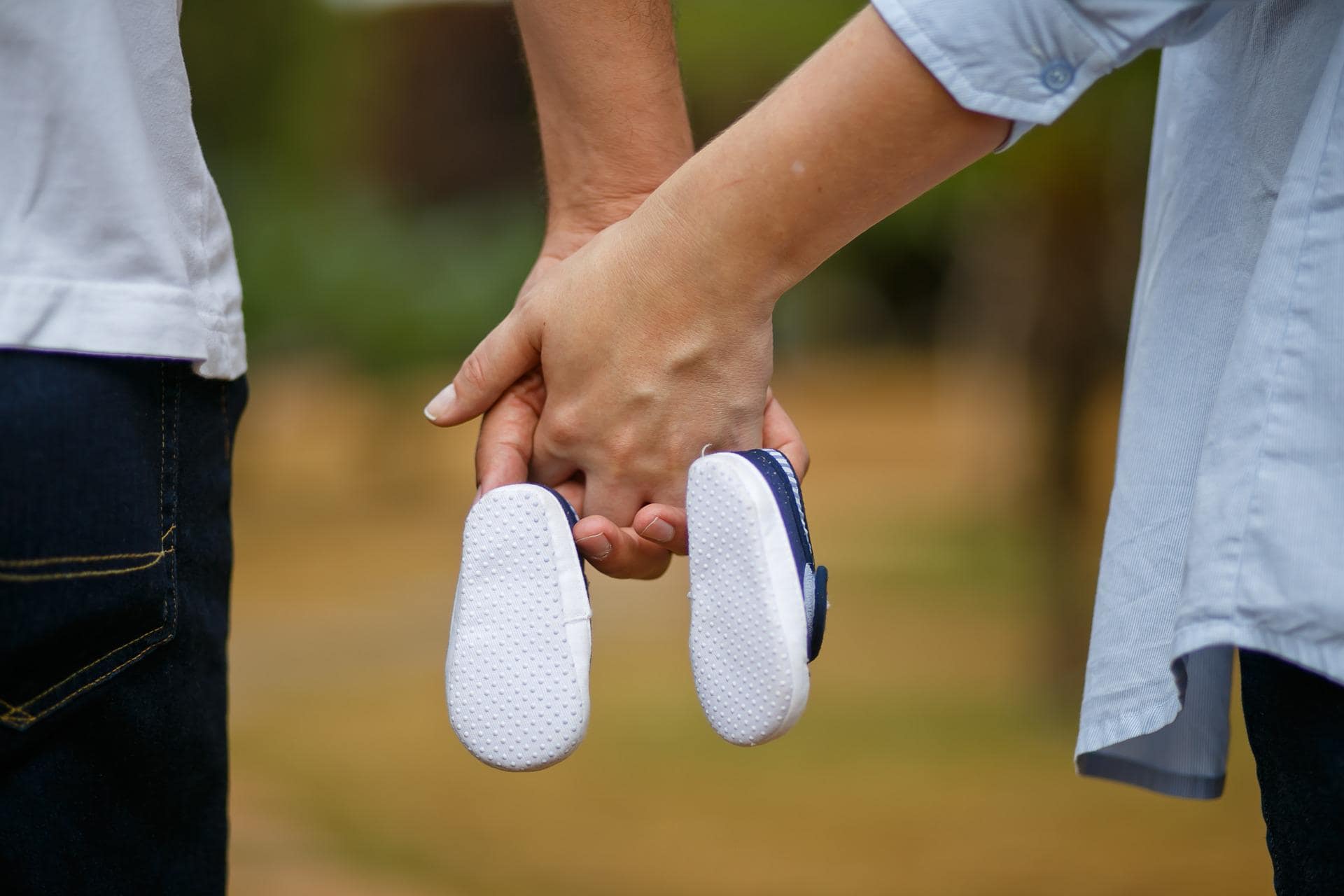 Comment renconnaitre enfant conjoint gestation pour autrui adoption notaire