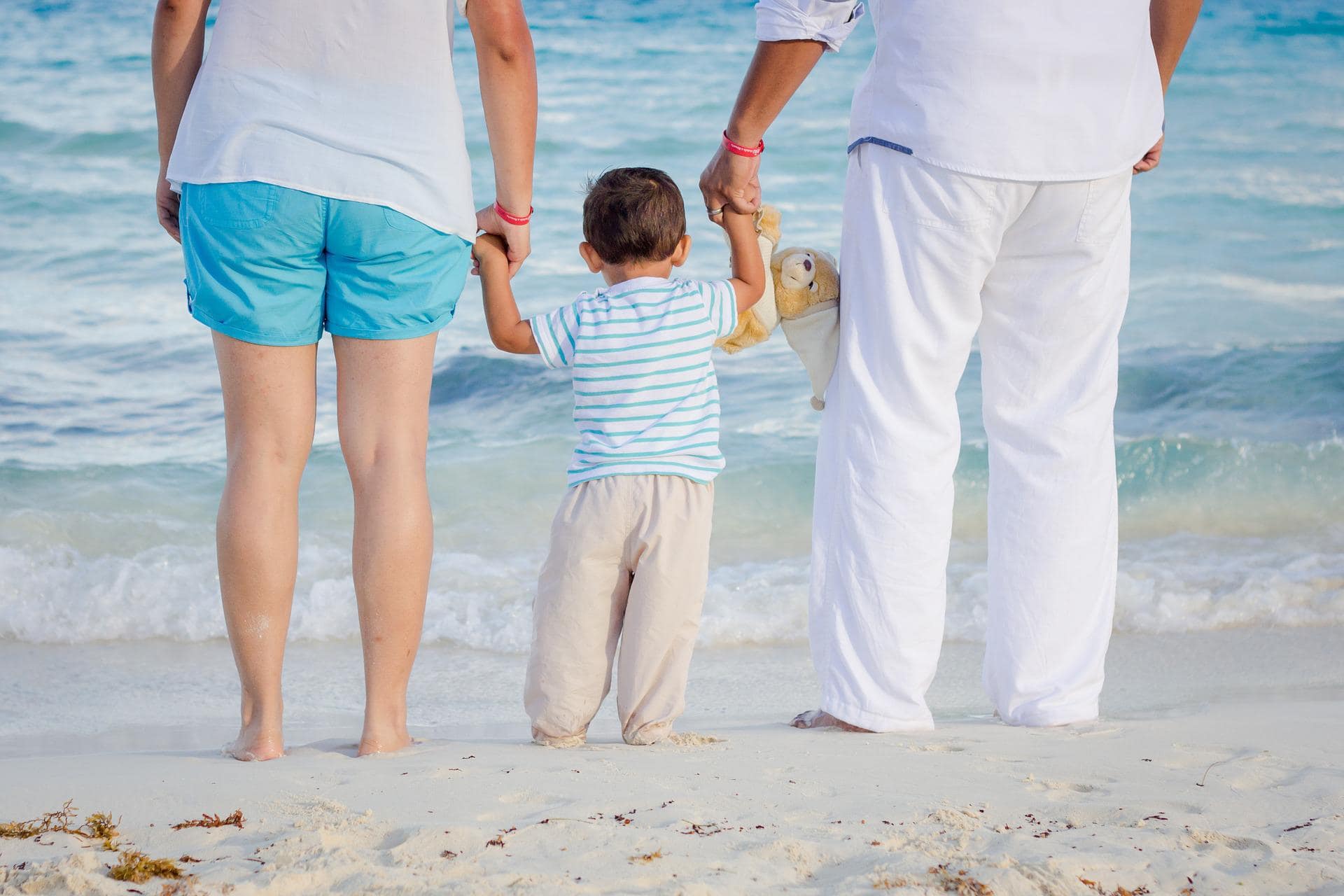 Quelles différences entre l'adoption simple et l'adoption plénière ? Notaire