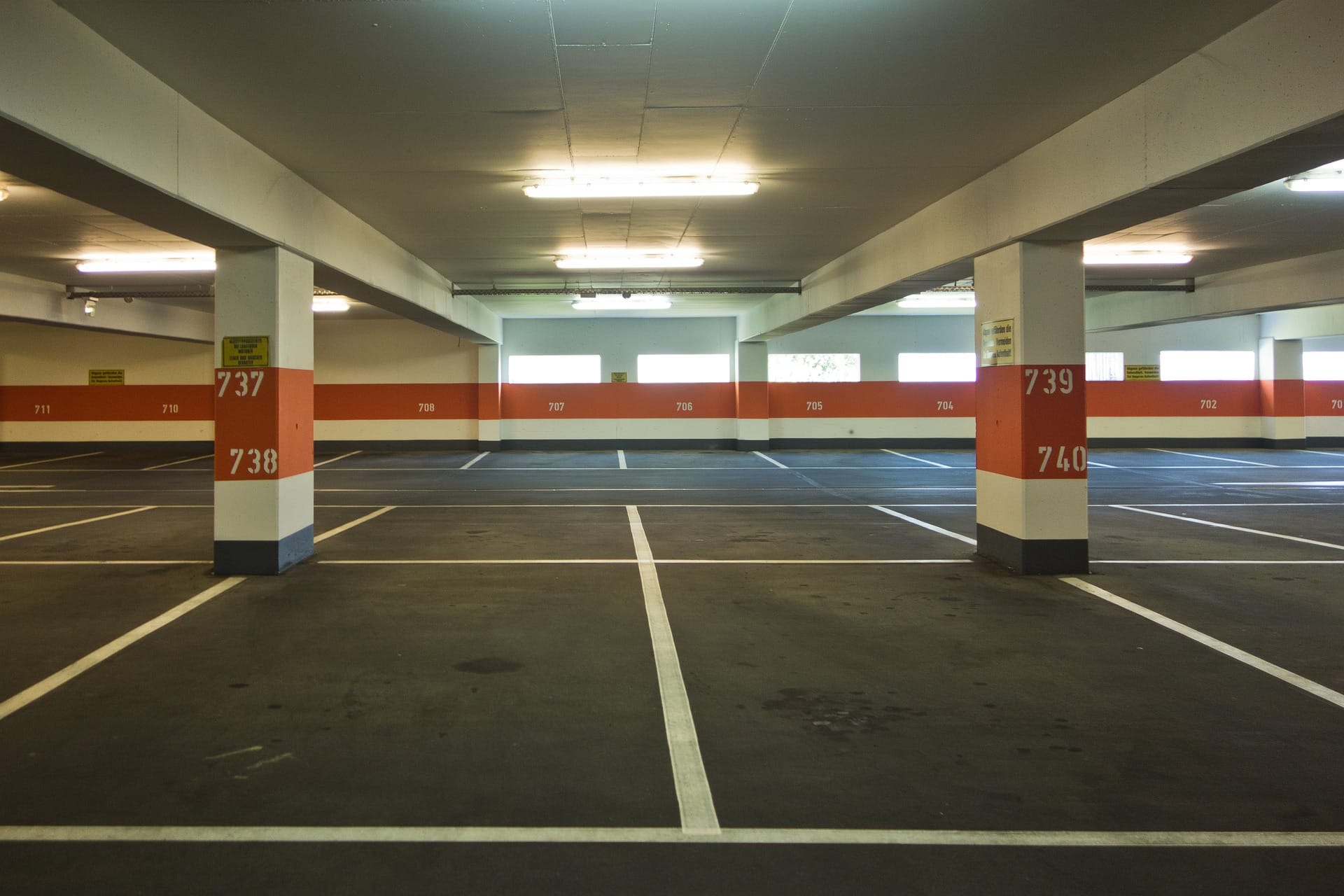 Impôt plus value immobilière vente notaire parking garage box paris