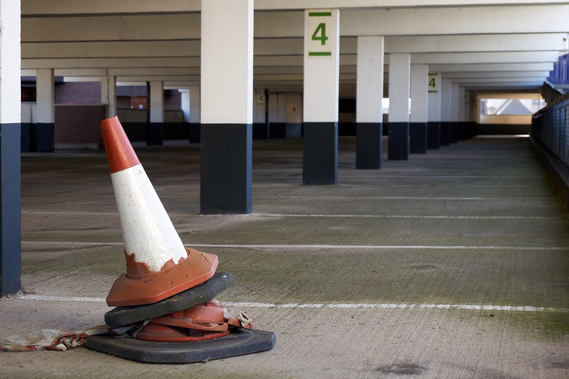 Rendez-vous notaire vente garage parking box signature distance