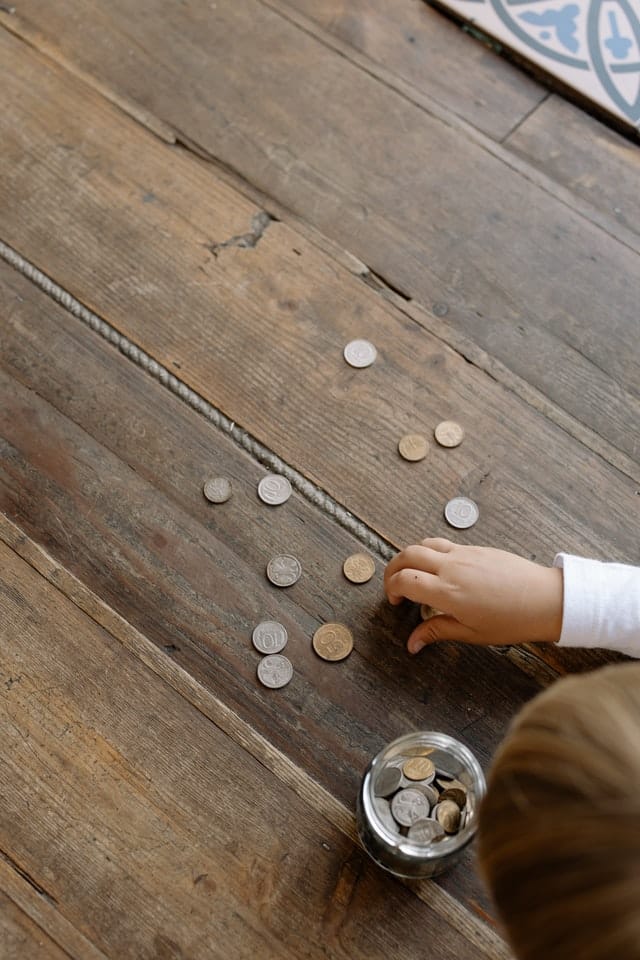 L'imposition des donations se calcule en fonction de la valeur du bien cédé et également du lien de parenté entre les parties.