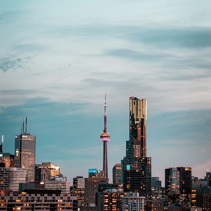 Toronto et investissement canadien dans une société française